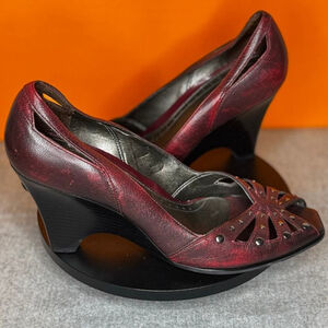 Franco Sarto Red Wine Purple Studded‎ Rivet Heel Wedge Size 8 Vintage